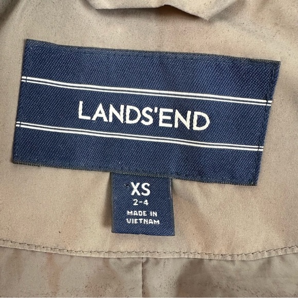 Women’s Lands End  Full Zip Hooded Quilted Puffer Coat Size: Xs color Brown - Picture 7 of 13